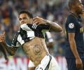 Football Briefs: Will Juve's Dani Alves join Manchester City?