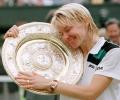 Former Wimbledon champion Jana Novotna dies