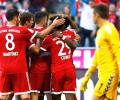 Football Briefs: Heynckes makes winning Bayern return, Dortmund lose