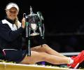 Wozniacki outclasses Venus to win WTA Finals title