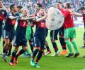 Football Briefs: Bayern overcome bizarre own goal to clinch another title