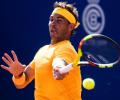 Nadal keeps up winning run to reach semis