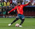 Football Briefs: Pique announces end of international career