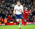 EPL PHOTOS: Last-gasp Kane penalty earns Spurs draw at Liverpool