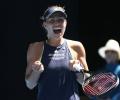 Kerber back in quarter-finals club after tough year