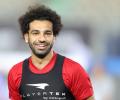 Salah flies to Russia but does not train with team