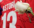 Astori's team mates pay tribute as clubs retire No 13 shirt