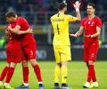 Nations League: Portugal qualify for semis