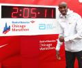 Stunning Farah claims Chicago Marathon for European record