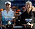 Roundup: Muguruza retains Monterrey title as injured Azarenka retires