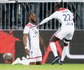 Football Extras: Lyon edge Bordeaux 3-2