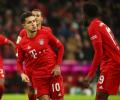 Extras: Coutinho tricks in Bayern's big win