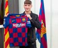 Barcelona beat PSG to sign 16-year-old English striker