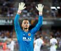 Soccer transfers: Barca sign Brazilian goalkeeper Neto