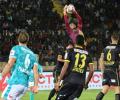 ISL: Robin's injury-time strike helps Hyderabad snatch draw against Bengaluru