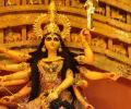 PV Sindhu mesmerised by Durga Puja festivities