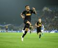 Football PIX: Inter move to top; Gnabry, Mueller save Bayern