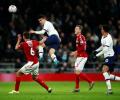 Soccer PIX: Argentine duo help Spurs past Boro