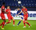 Bundesliga: Leverkusen stay in hunt for Champions League spot