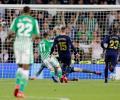 Football PIX: Madrid lose; Bayern widen lead