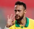 Football: Neymar eclipses Ronaldo hat-trick