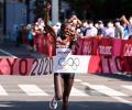 Kenya's Jepchirchir wins women's marathon with late burst