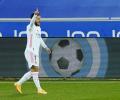 Soccer PIX: Hazard ends drought; Inter coach Conte gets red