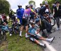 Tour de France drops lawsuit against fan who caused crash