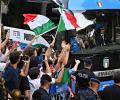 Champions Italy gets rousing welcome in Rome