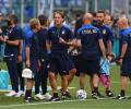 Mancini targets semis, urges Italy to entertain in Euro 2020 opener