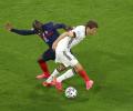 Euro: Pogba stars while Kante knits France together