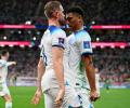 England show they no longer rely on Kane