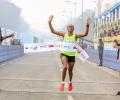 Barsoton, Jisa rewrite course records at Kolkata 25K Marathon