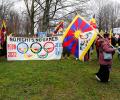 Tibetans protesting Beijing Games march to IOC headquarters