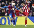 Barcelona down Atletico at Camp Nou