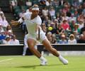 Wimbledon PIX: Tsitsipas, Swiatek, Kyrgios advance