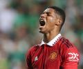 Europa League PIX: United win; fireworks halt Berlin game