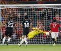 Europa PIX: Manchester United lose to Sociedad, Arsenal win