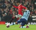 EPL PIX: Man Utd back into top four