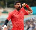 Djokovic struggling with elbow issue ahead of French Open