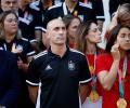 Spanish soccer chief refuses to step down over kiss scandal