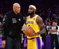 Abdul-Jabbar showers praise on 'dominant' LeBron