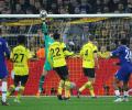 Champions League PIX: Dortmund stun Chelsea; Benfica win