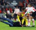 Europa League: PSV fan attacks Sevilla keeper