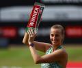 Kvitova warms up for Wimbledon with German Open title