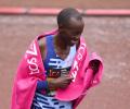 Kenyan Kiptum smashes men's marathon world record