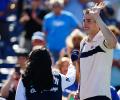 Teary-eyed John Isner drops the curtain on 17-year pro career