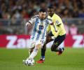 Soccer PIX: Messi magic guides Argentina; Denmark, France cruise