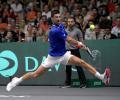 Djokovic propels Serbia into Davis Cup quarter-finals