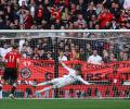 Manchester Utd beat Coventry on penalties, make FA Cup final